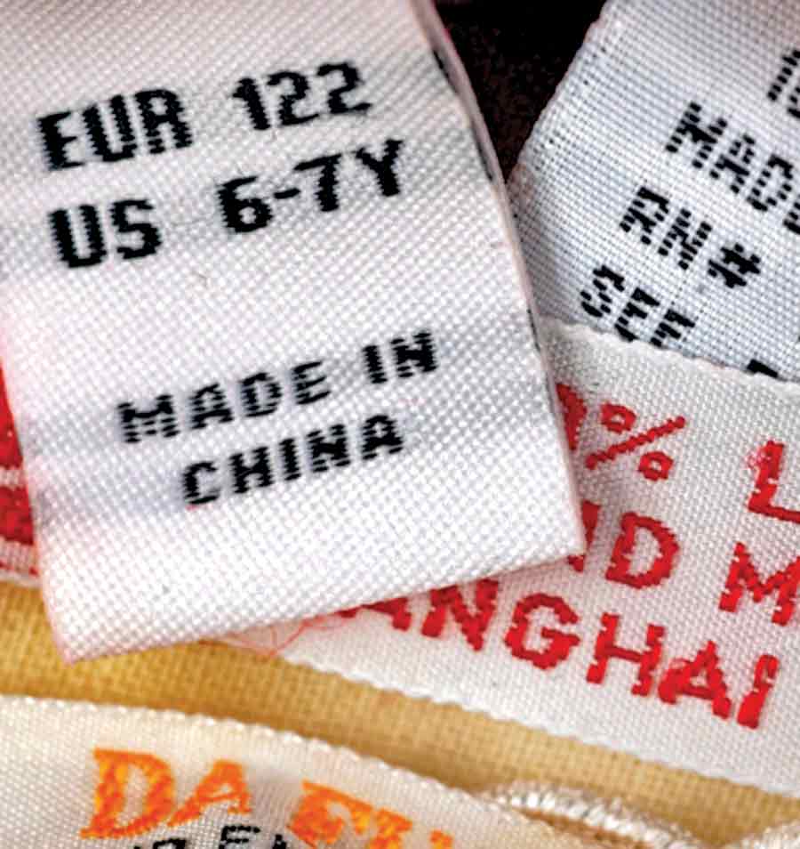 Made in china. Бирка made in China. Надпись Маде ин чина. Made in China картинка. Этикетка мэйд ин Чайна.