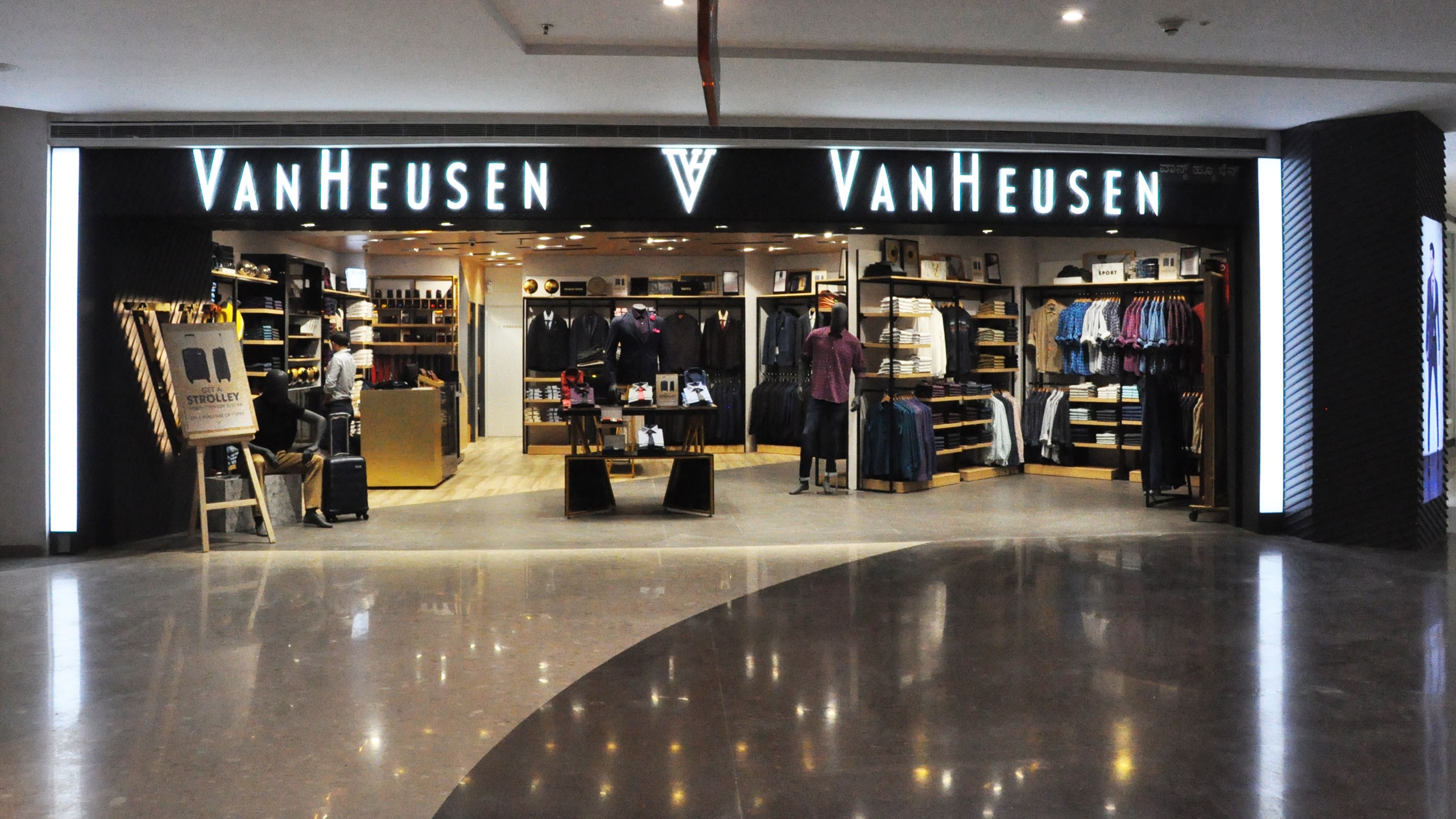 Van Heusen expands its store count in 