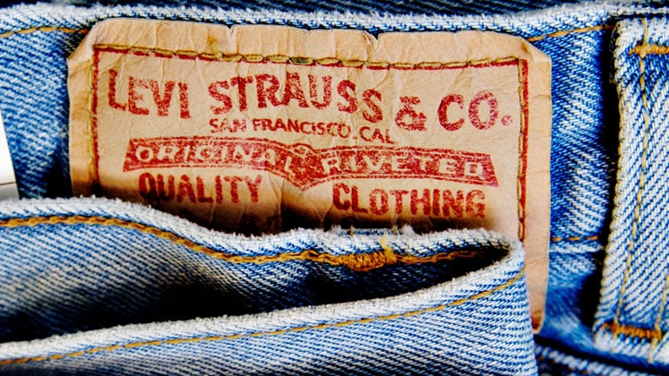 levi strauss going public