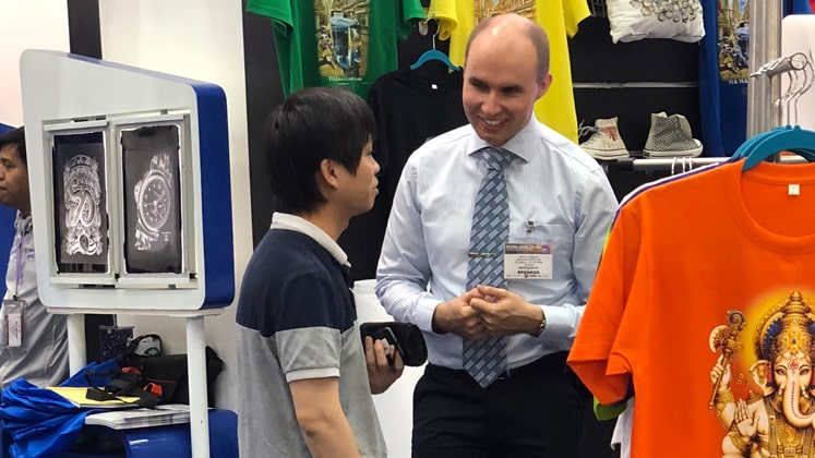 Dmitry Sarbaev, CEO, Fluxmall (R) said that most of the fairs look same with similar looking stands.