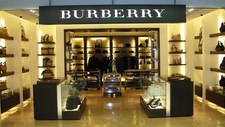 Burberry sees sales growth; Tisci’s designs elicit positive response ...