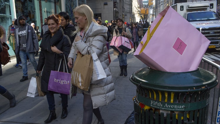 US holiday Shoppers
