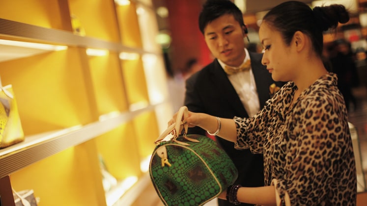 Chinese fashion brands outpace foreign brands due to customer ...
