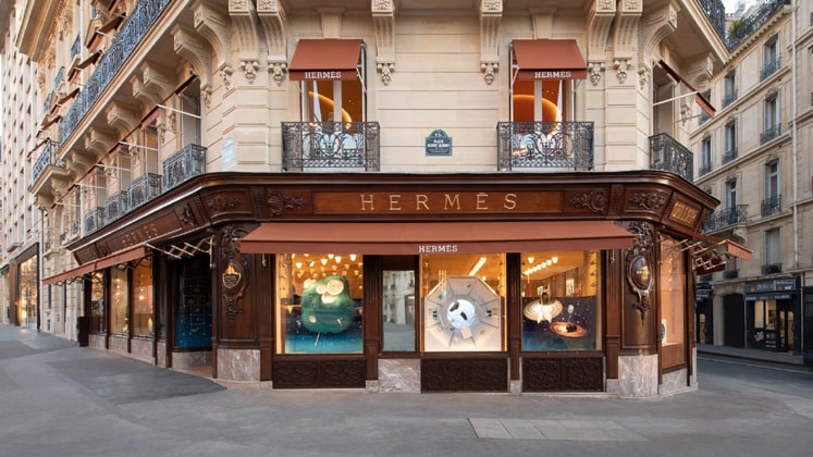 Hermes Surpasses €200 Billion EUR Market Value