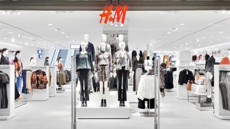 H&M Debuts Sustainability-Focused Experience on Roblox - Retail