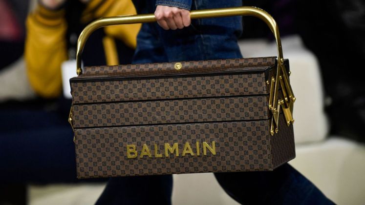 Luxury handbags make splash on auction block