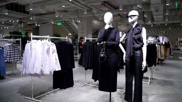 H&M Debuts Sustainability-Focused Experience on Roblox - Retail