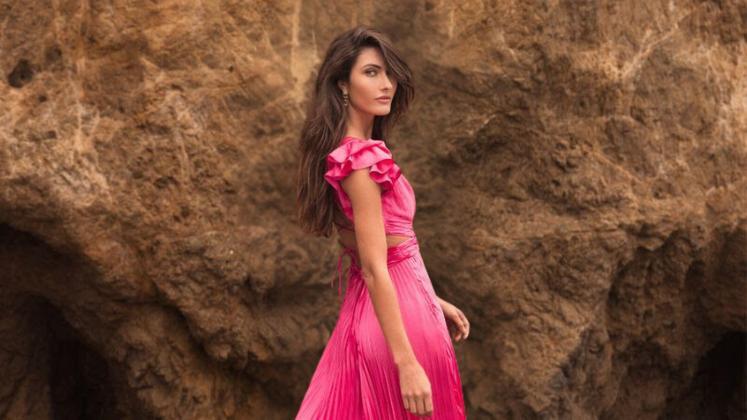 Designer Mac Duggal enters Indian market Retail News India