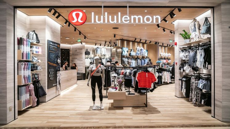 Lululemon top Athletica