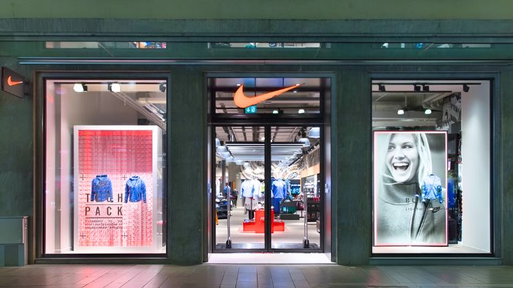 Nike reshuffle moves veteran executive to CEO adviser role