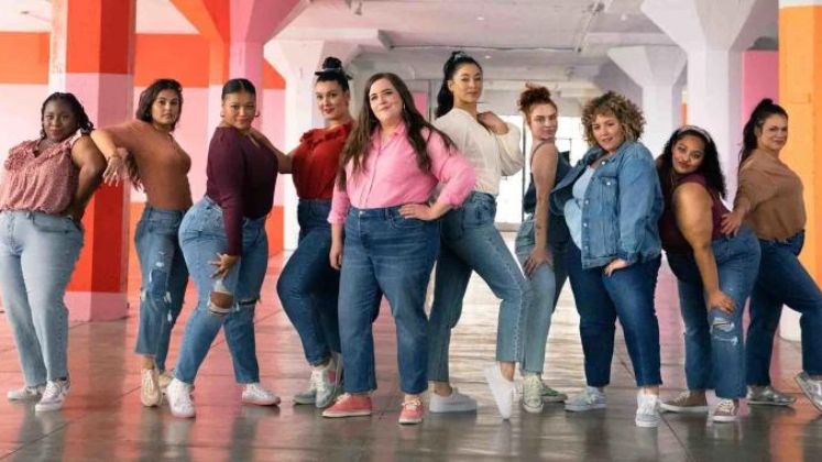 The plus-size clothing market is expected to reach a market value of 1.35 billion by 2033