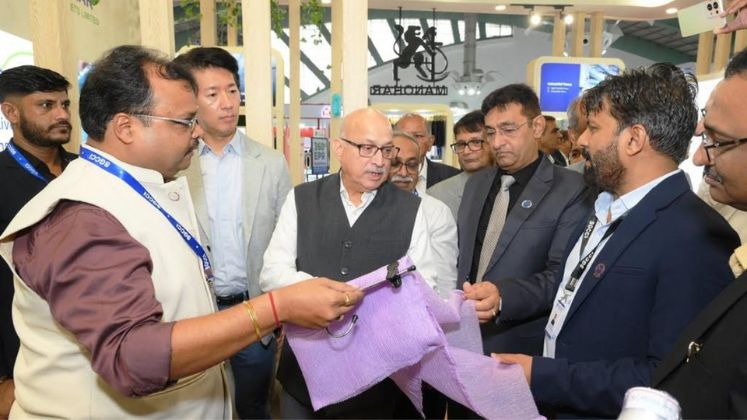Surat is key to future textile growth in India, says RIL VP
