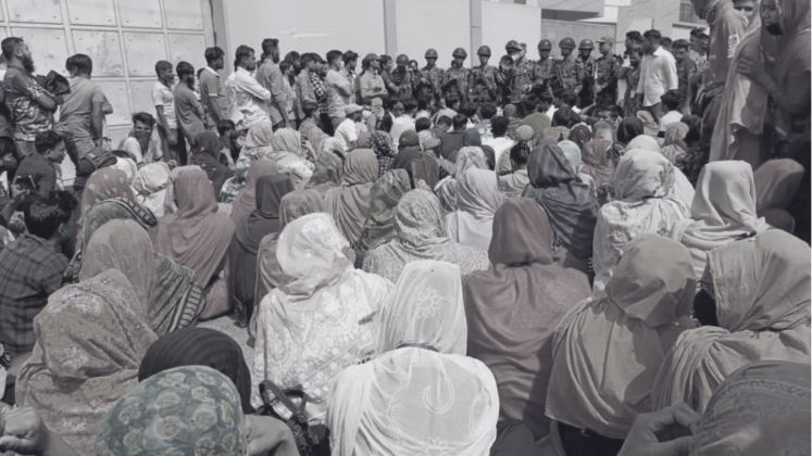 Garment workers in Savar protest over unpaid wages, block road for hours | Garment Industry News