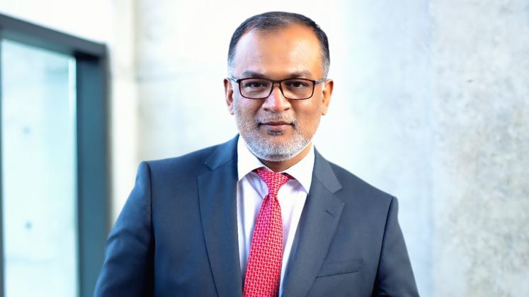Bangladesh continues trade with India despite recent border restrictions, says Commerce Adviser