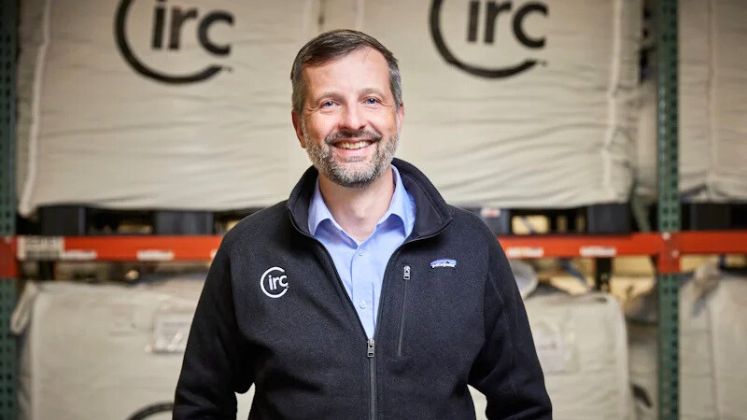 Circ partners with Selenis to scale industrial recycling of polyester from textiles | Sustainable Textile Manufacturing