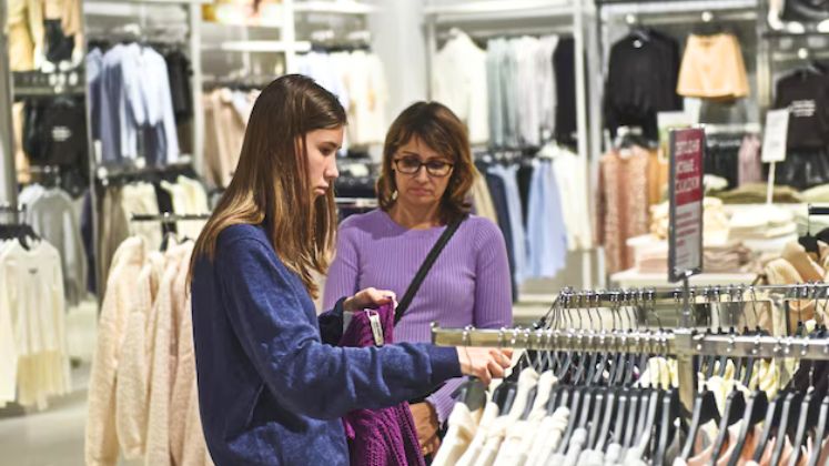 Over 82% of MSMEs plan digital sales; still favour offline markets | Retail News