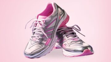 Global Sneaker Market Walks, India’s Moonwalks