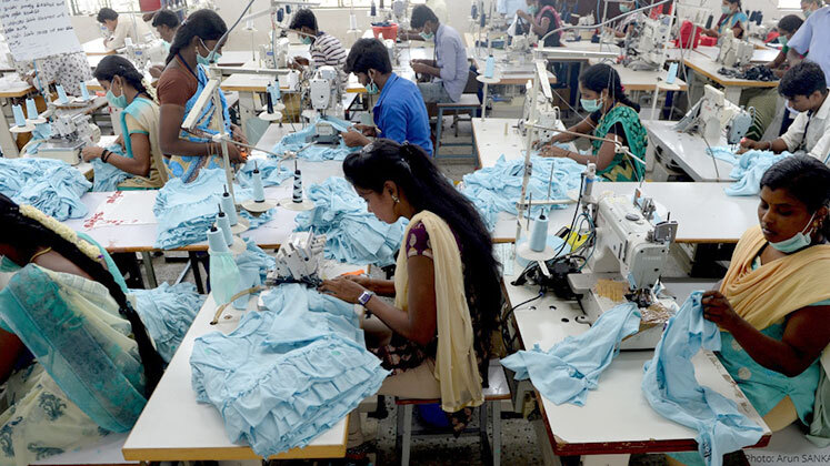 US Tariff Cuts Expected to Drive Hiring Surge Across TN, Gujarat, Maha­rashtra Textile Hubs